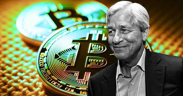 比特币暴跌中的精准狙击：我是如何带领团队狂赚8700美元的