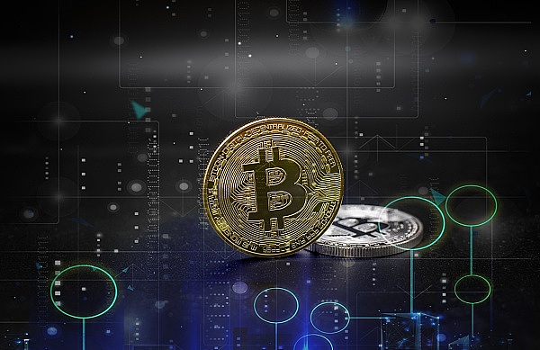比特币生态爆发：以太坊真的会被撼动吗？