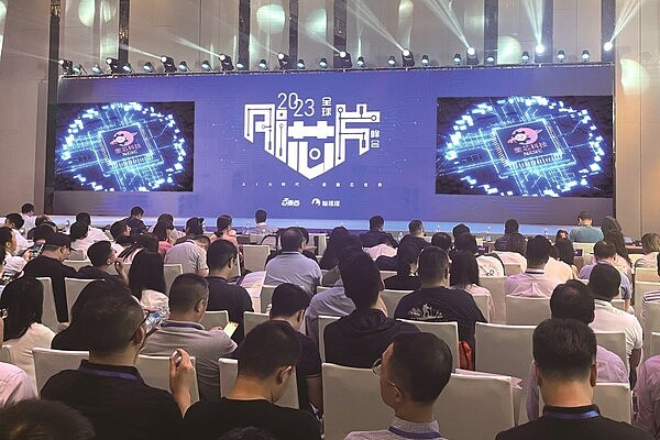 币圈风云：当中本聪重现江湖，我们该如何应对这场血色浪漫？